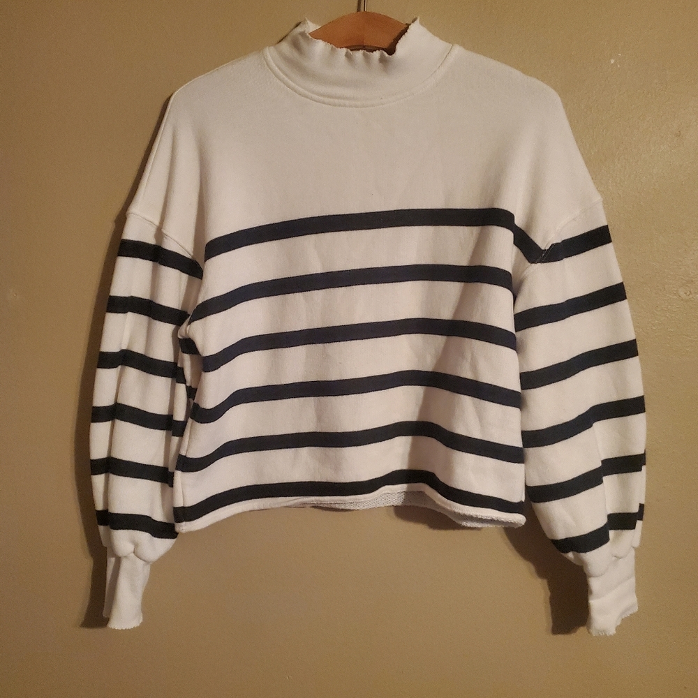 J.CREW Heritage Terry Mockneck Cropped Sweashirt In Stripe Women's SZ S - Picture 4 of 14